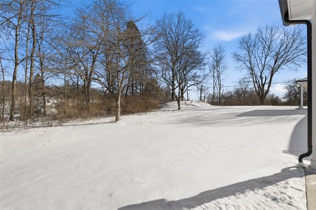 100-102 Huselton Drive, Penn Twp, PA 16002