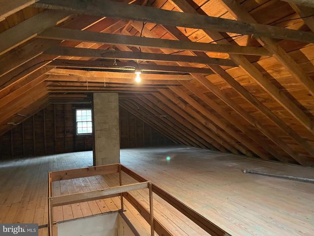 1350 SWAMP BRIDGE RD, Stevens, PA 17578