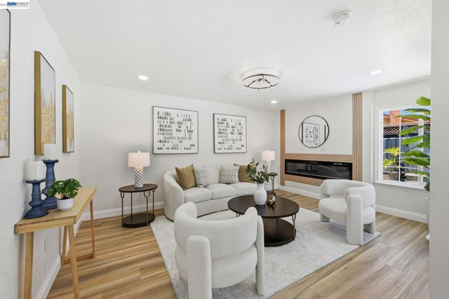 36202 Worthing Dr, Newark, CA 94560