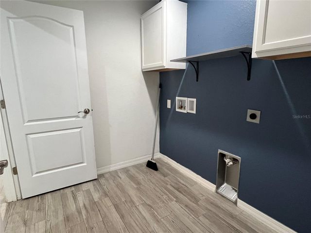513 CENTRAL RIDGE LANE, Frostproof, FL 33843