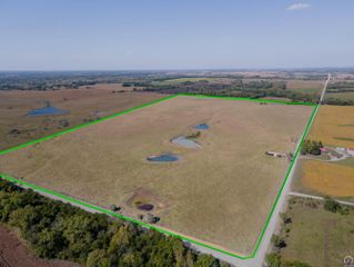 00000 Y Road, Meriden, KS 66512