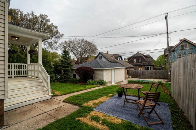 2142 51st STREET, Milwaukee, WI 53208