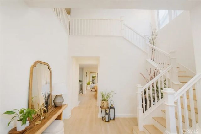 279 Barnes, Tustin, CA 92782