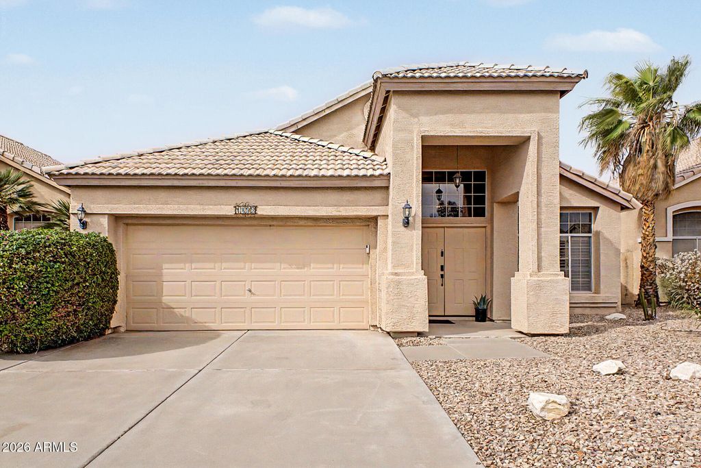 1892 E ERIE Street, Chandler, AZ 85225