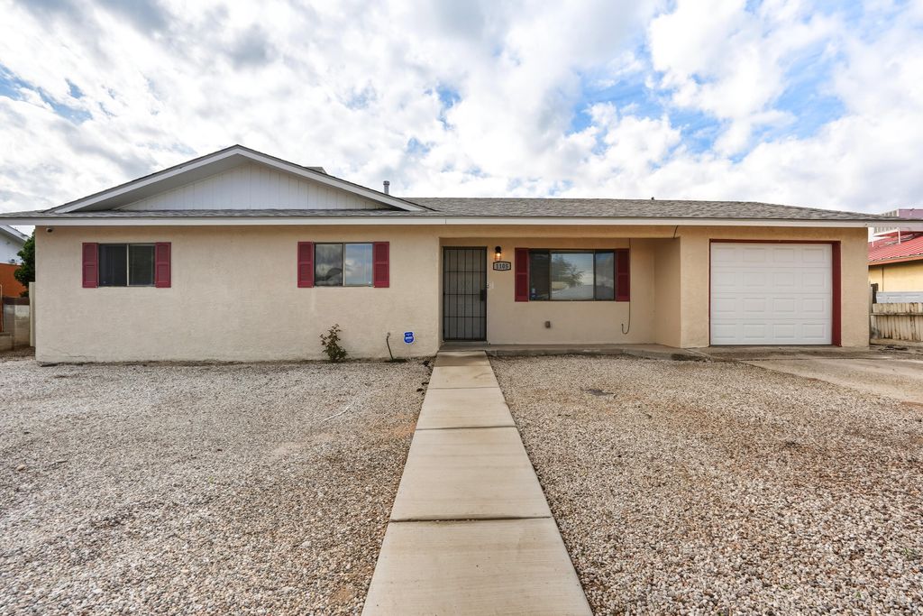 1105 W Didier Avenue, Belen, NM 87002