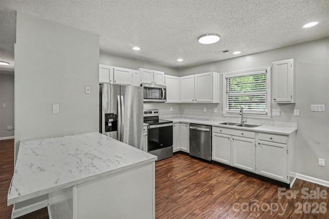 9720 Stillwater Lane, Mint Hill, NC 28227