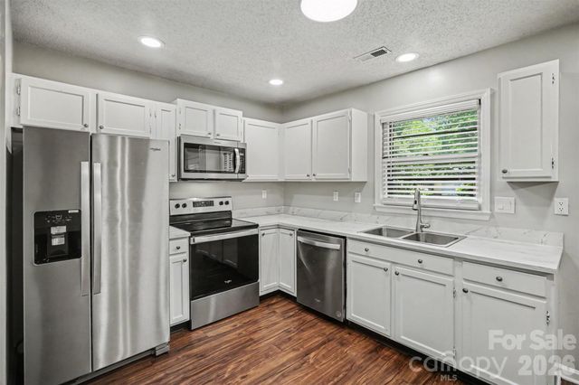 9720 Stillwater Lane, Mint Hill, NC 28227