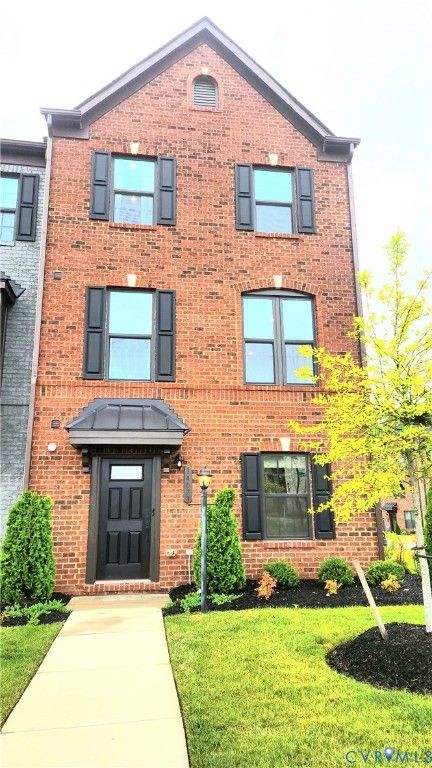 14073 Millpointe Rd, Midlothian, VA 23114