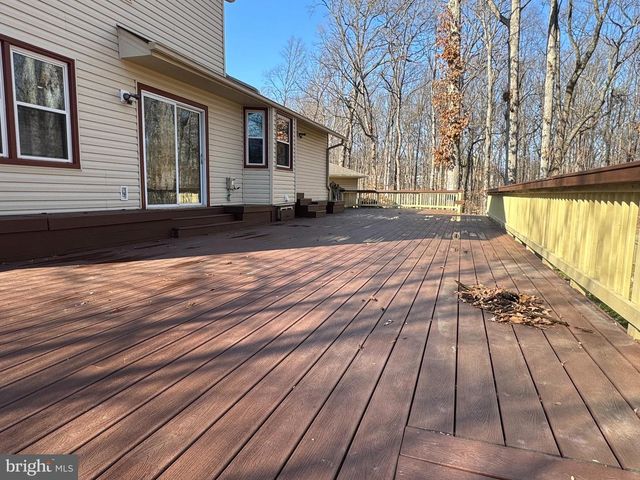 7201 NEAPTIDE LN, Burke, VA 22015