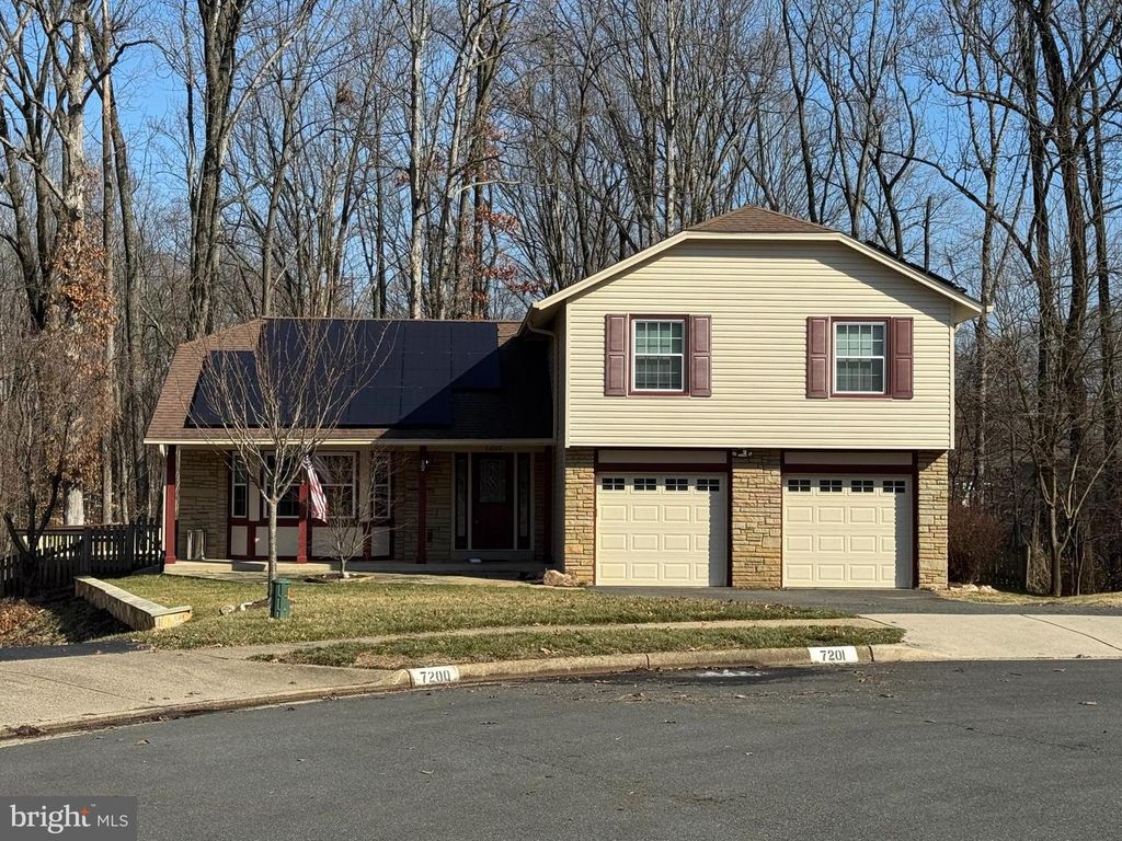 7201 NEAPTIDE LN, Burke, VA 22015