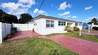 165 NE 162nd St, #B B, Miami, FL 33162