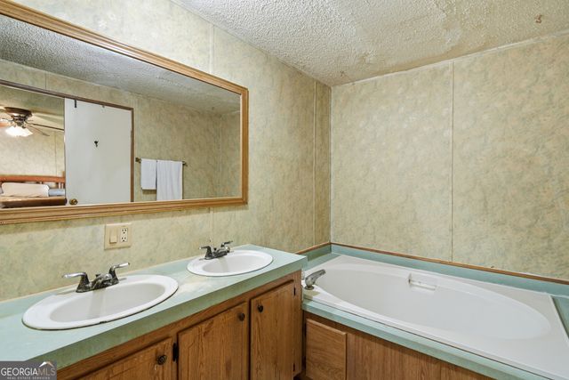 145 Christy Drive, Waverly, GA 31565