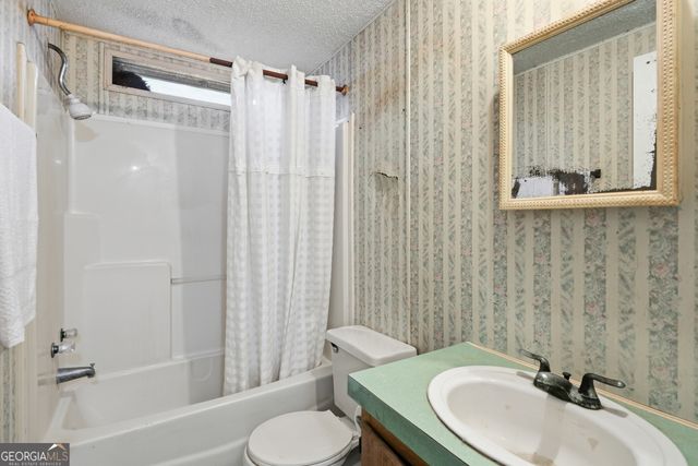 145 Christy Drive, Waverly, GA 31565