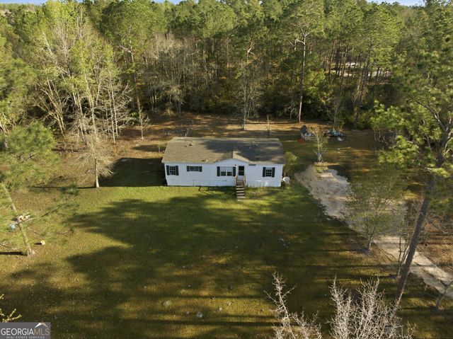 145 Christy Drive, Waverly, GA 31565