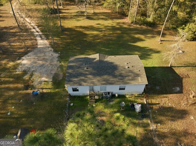 145 Christy Drive, Waverly, GA 31565