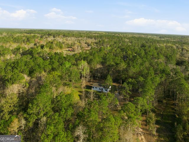 145 Christy Drive, Waverly, GA 31565