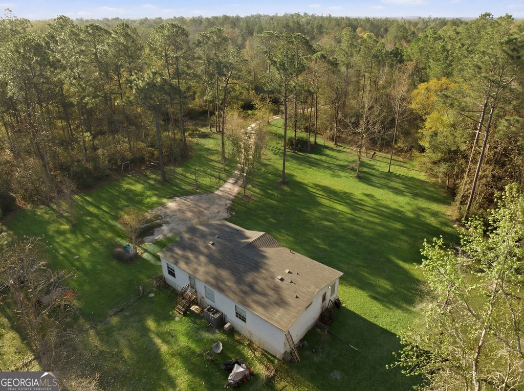 145 Christy Drive, Waverly, GA 31565