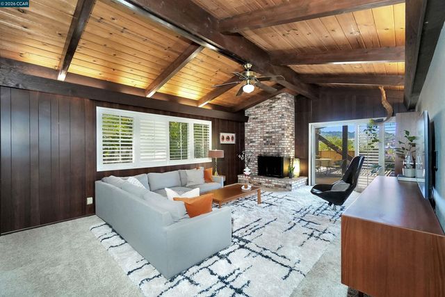 2535 Francis Dr, Pinole, CA 94564