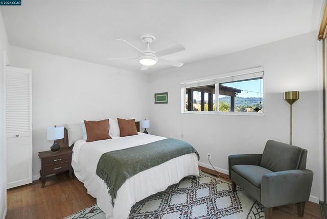 2535 Francis Dr, Pinole, CA 94564