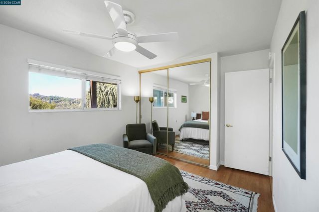 2535 Francis Dr, Pinole, CA 94564