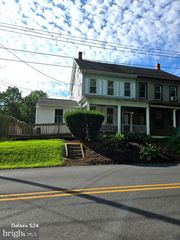 214 E MAPLE ST, Lebanon, PA 17046