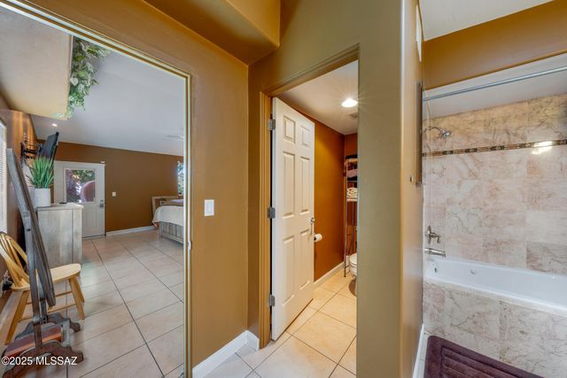 10155 E Prince Road, Tucson, AZ 85749