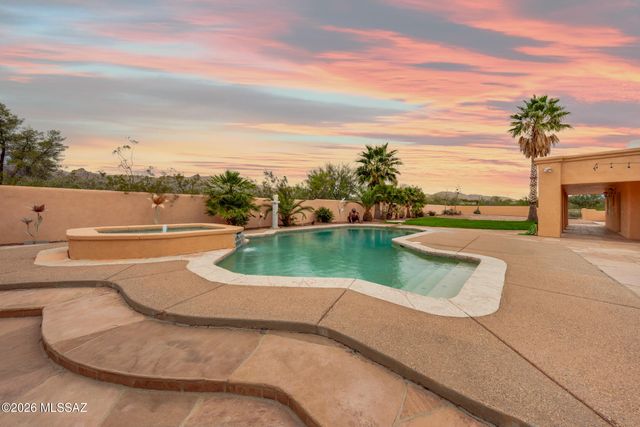 10155 E Prince Road, Tucson, AZ 85749