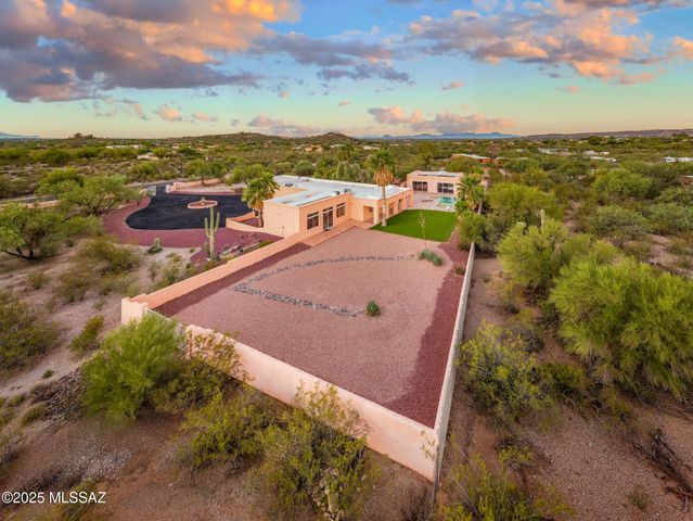 10155 E Prince Road, Tucson, AZ 85749