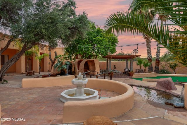 10155 E Prince Road, Tucson, AZ 85749