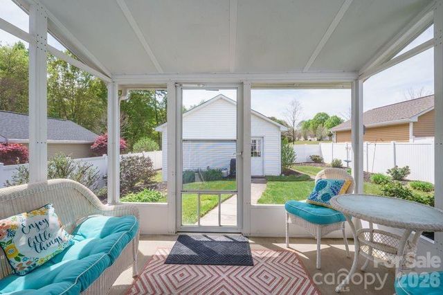 16515 Amberside Road E, Cornelius, NC 28031