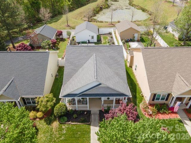 16515 Amberside Road E, Cornelius, NC 28031