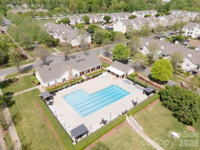 16515 Amberside Road E, Cornelius, NC 28031