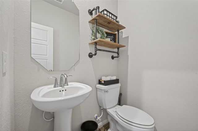 31306 Kailua Drive, Hockley, TX 77447