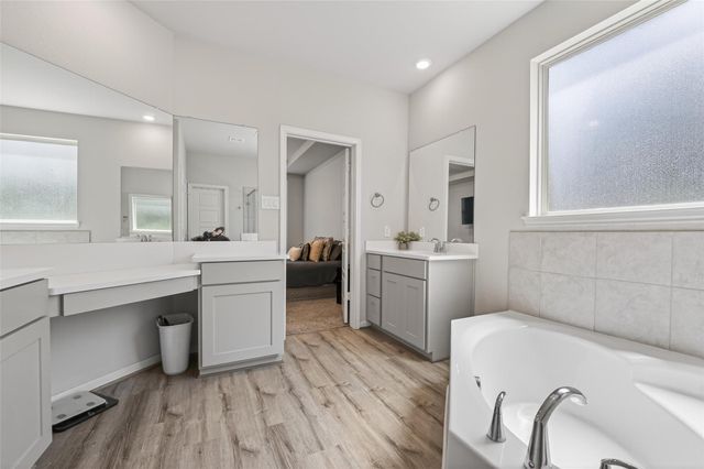 31306 Kailua Drive, Hockley, TX 77447