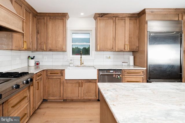 2260 SEVENTH AVE, Hammonton, NJ 08037