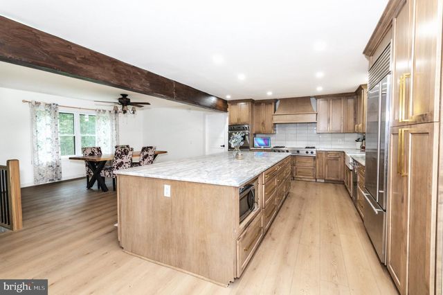 2260 SEVENTH AVE, Hammonton, NJ 08037
