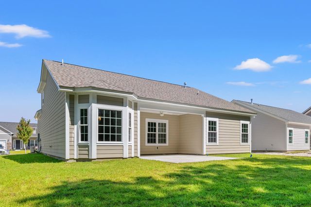3240 Crooked Oak Dr., Conway, SC 29526