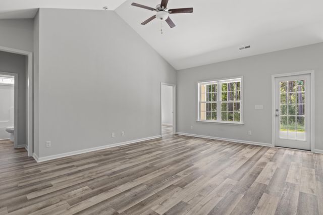 3240 Crooked Oak Dr., Conway, SC 29526