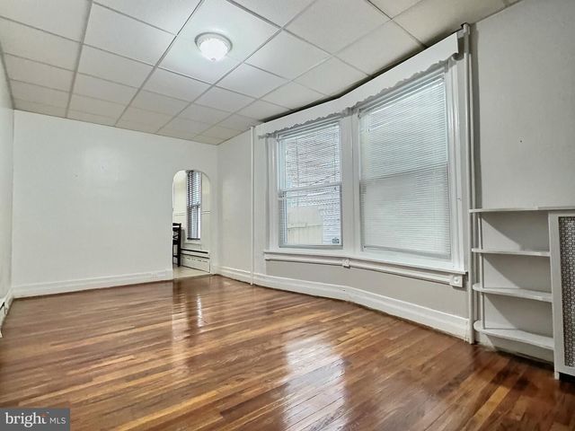 148 W GREENWICH ST, Reading, PA 19601