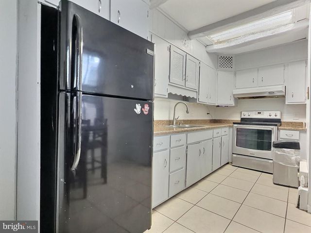 148 W GREENWICH ST, Reading, PA 19601