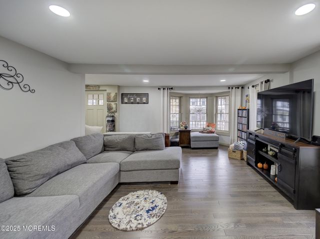 6 Main Street, Blairstown, NJ 07825