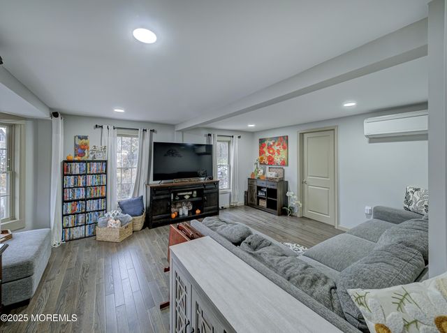 6 Main Street, Blairstown, NJ 07825