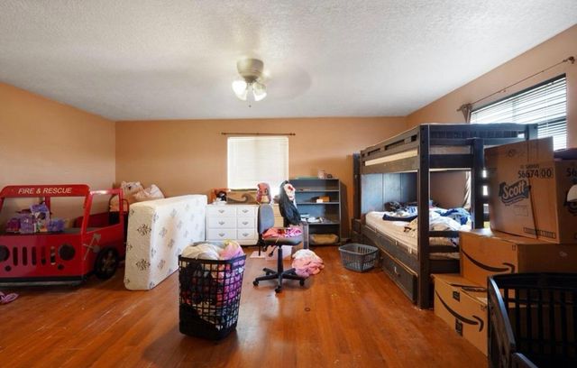 527 Whisper Mesa Street SW, Albuquerque, NM 87121