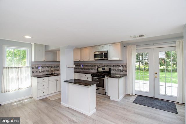173 OLD CRANBURY RD, East Windsor, NJ 08512