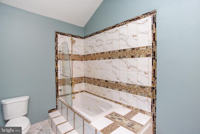 173 OLD CRANBURY RD, East Windsor, NJ 08512