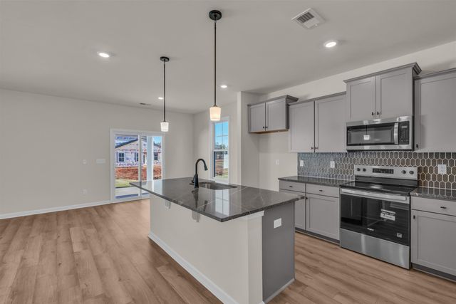 2027 Halton Oaks Drive, Spartanburg, SC 29303