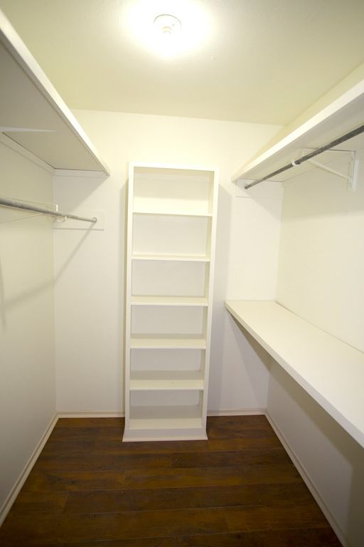 Image 12 of property listing at 3438 Grandview Drive, San Angelo, TX 76903