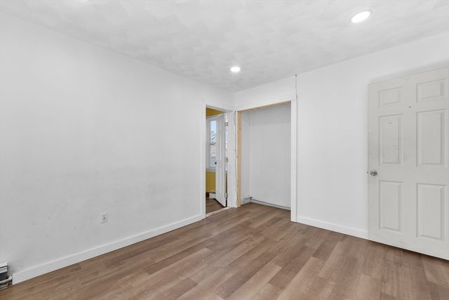 38 11th Ave, Haverhill, MA 01830