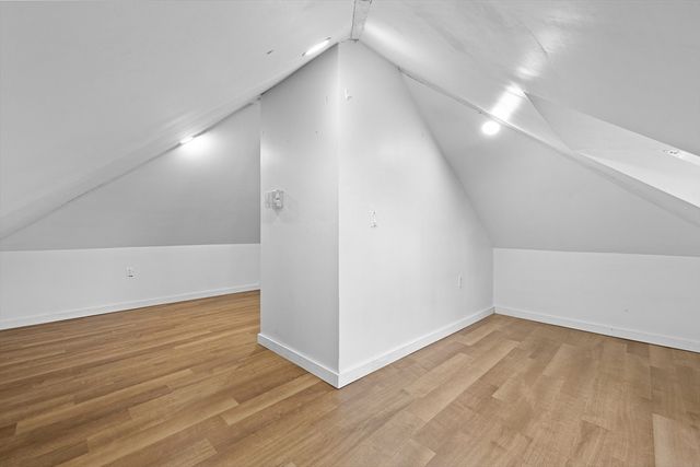 38 11th Ave, Haverhill, MA 01830