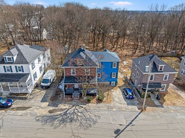 38 11th Ave, Haverhill, MA 01830